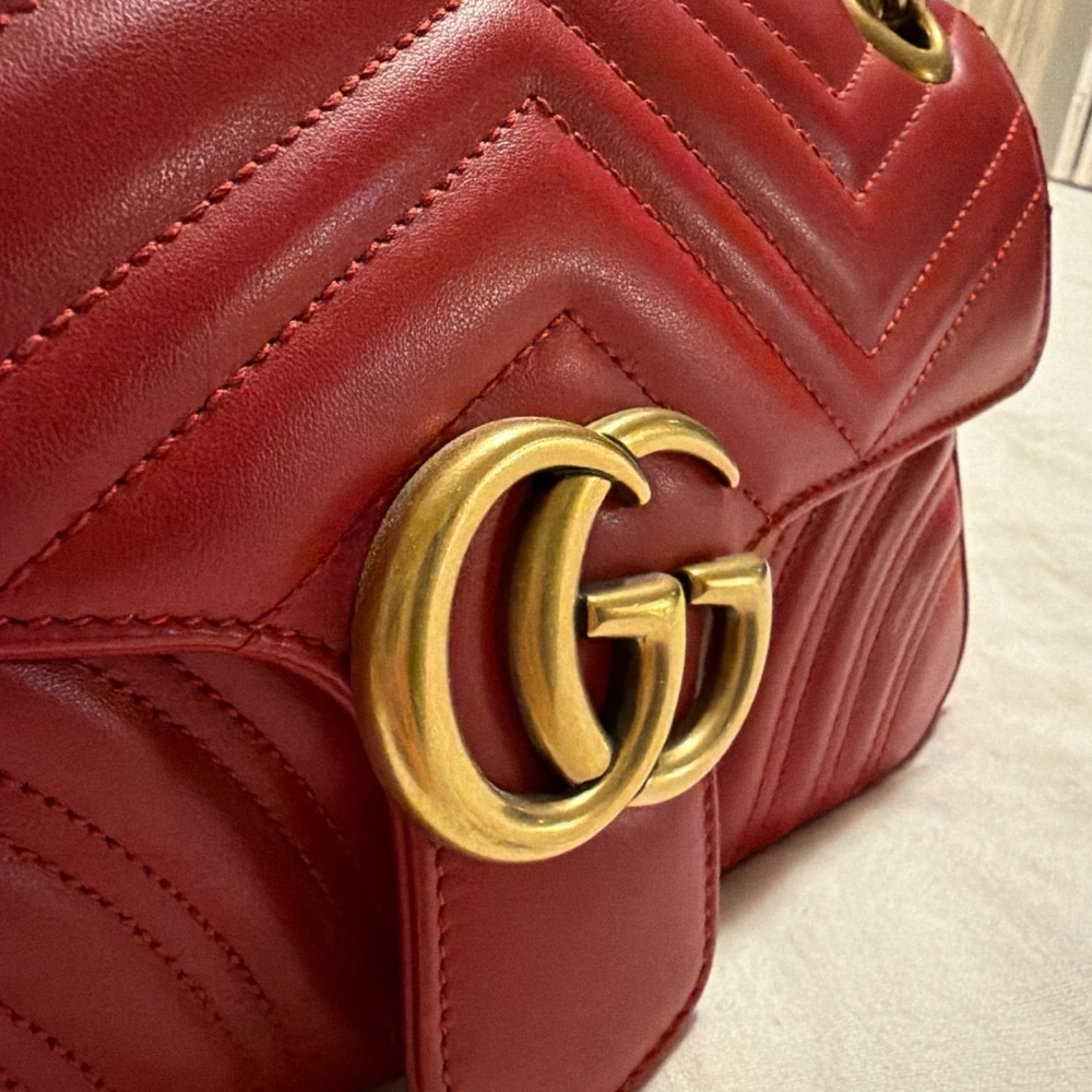 Gucci Medium Marmont Bag